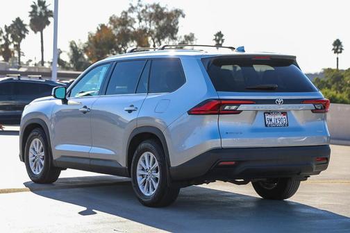 2024 Toyota Grand Highlander Hybrid XLE
