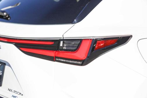 2026 Lexus NX 450h+ F SPORT Handling