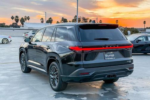 2025 Lexus TX 350 Premium