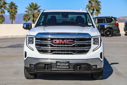 2022 GMC Sierra 1500 SLT
