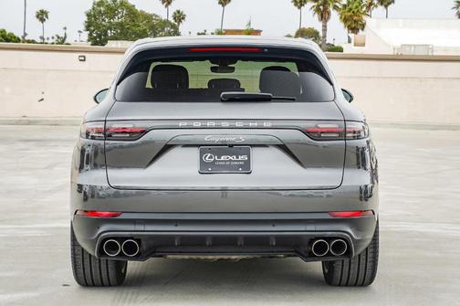 2020 Porsche Cayenne S