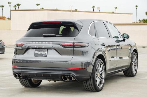2020 Porsche Cayenne S