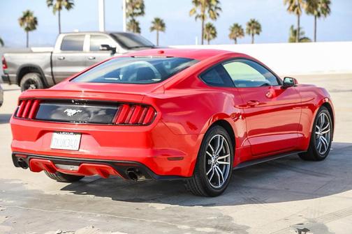 2015 Ford Mustang EcoBoost Premium