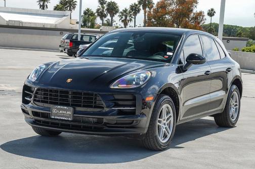 2021 Porsche Macan Base
