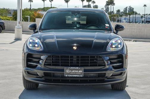 2021 Porsche Macan Base