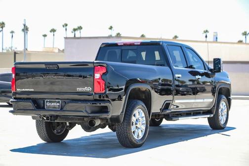 2024 Chevrolet Silverado 3500 High Country