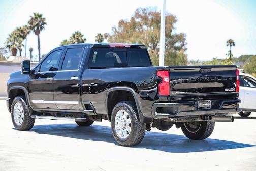 2024 Chevrolet Silverado 3500 High Country