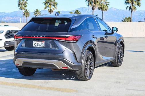 2025 Lexus RX 350h Premium