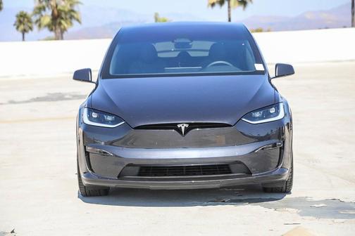 2024 Tesla Model X Base