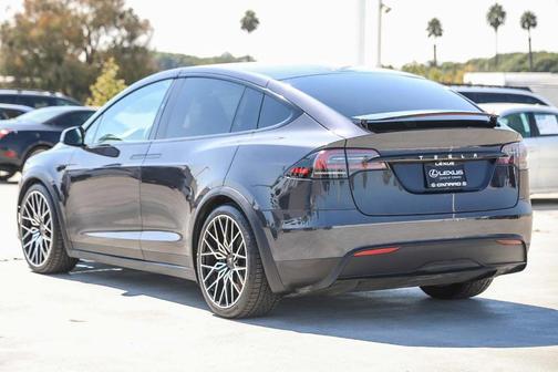 2024 Tesla Model X Base