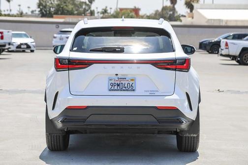 2025 Lexus NX 350h Base