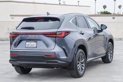 2022 Lexus NX 350h Base