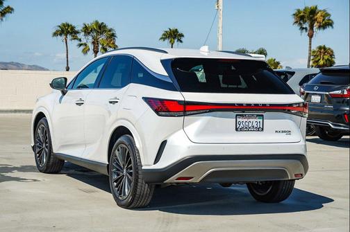 White Pearl 2025 Lexus RX 350h Premium