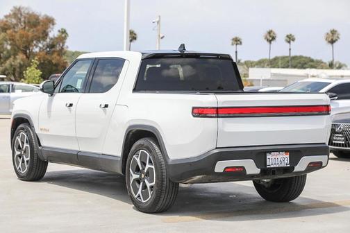 2022 Rivian R1T Adventure Package