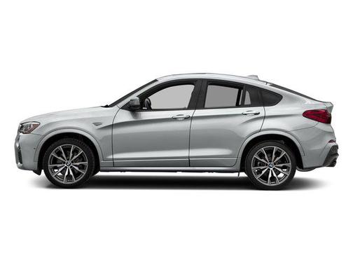 Black Sapphire Metallic 2018 BMW X4 M40i