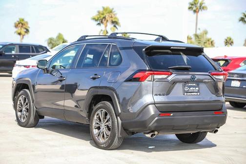 2023 Toyota RAV4 Hybrid XLE Premium