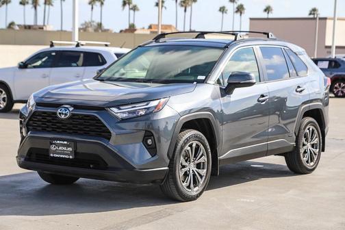 2023 Toyota RAV4 Hybrid XLE Premium