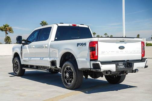 2025 Ford F-350 Lariat Super Duty