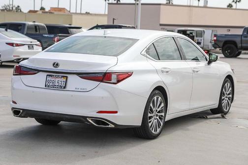 2021 Lexus ES 350 Base