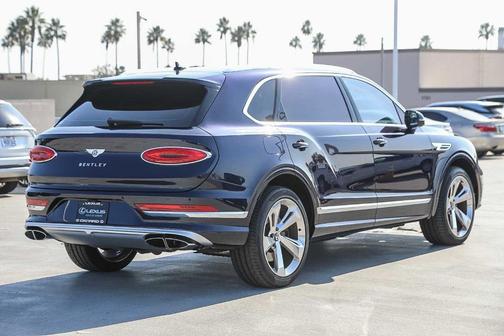 2023 Bentley Bentayga Azure