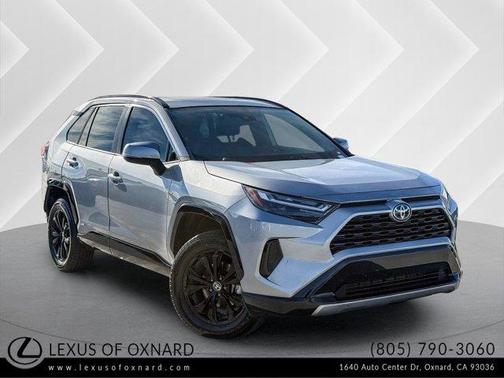 2022 Toyota RAV4 Hybrid SE