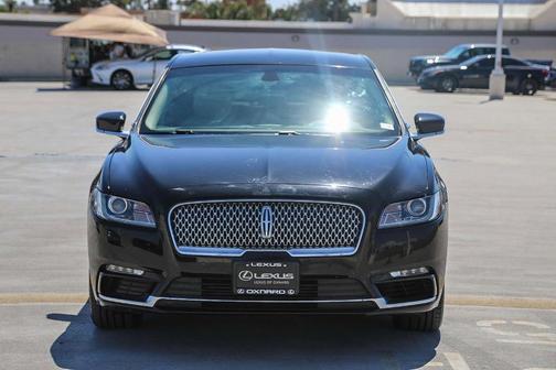 2017 Lincoln Continental Select