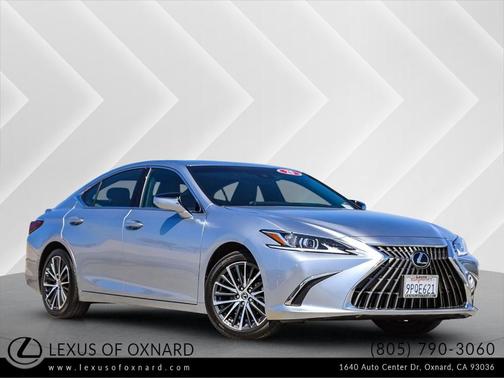 2025 Lexus ES 300h Base