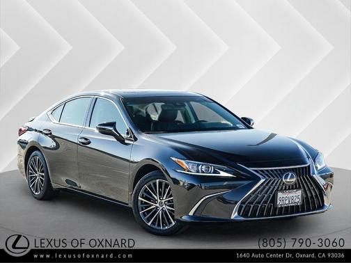 2025 Lexus ES 300h Base