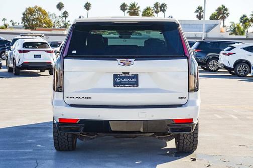 2022 Cadillac Escalade Sport Platinum