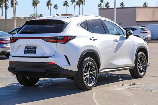2024 Lexus NX 350h Premium