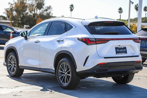 2024 Lexus NX 350h Premium