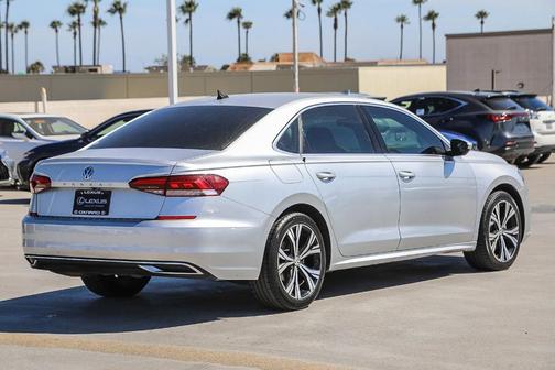 2021 Volkswagen Passat 2.0T SE