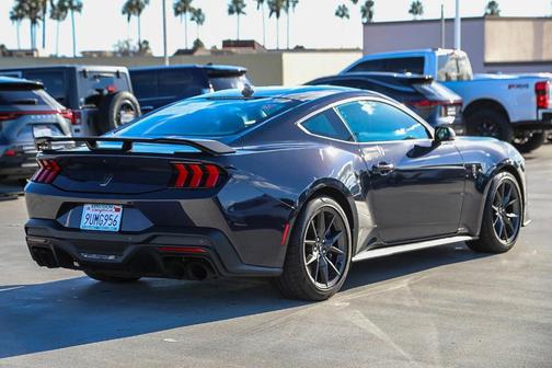 2025 Ford Mustang Dark Horse
