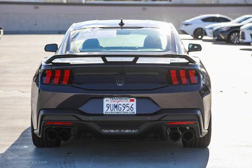 2025 Ford Mustang Dark Horse