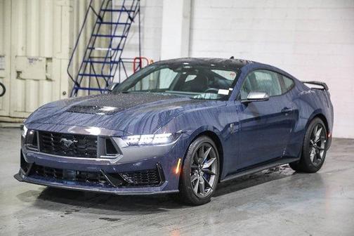 2025 Ford Mustang Dark Horse
