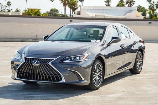 2025 Lexus ES 300h Base