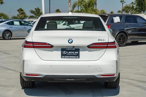 2025 BMW 530 i