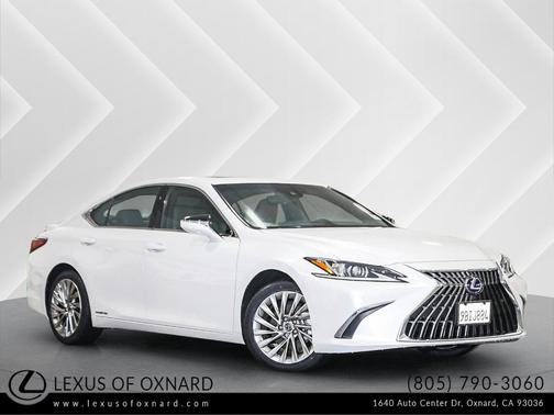 2022 Lexus ES 300h Luxury