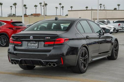 2022 BMW M5 Base
