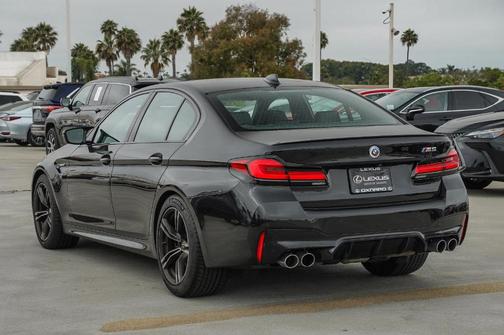 2022 BMW M5 Base
