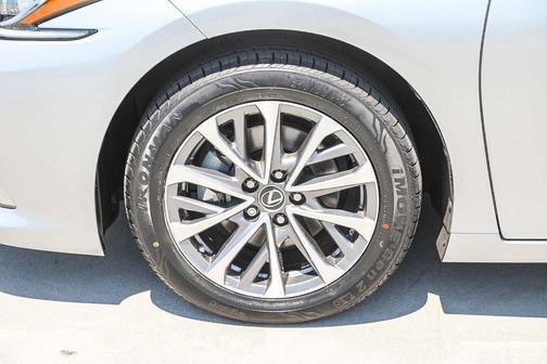 2023 Lexus ES 350 Base