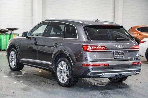 2021 Audi Q7 45 Premium Plus