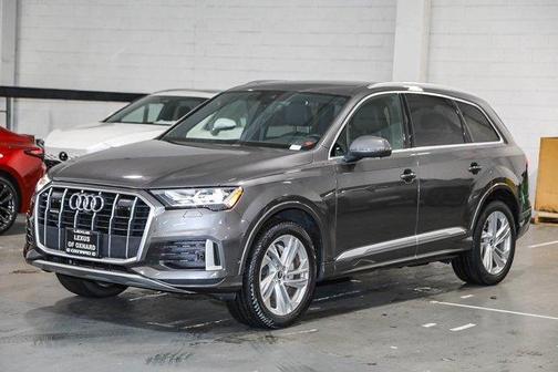 2021 Audi Q7 45 Premium Plus