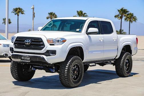 2018 Toyota Tacoma SR