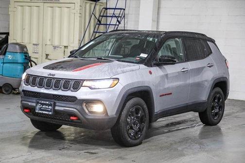 2023 Jeep Compass Trailhawk