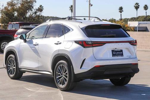 2025 Lexus NX 350h Premium