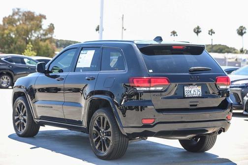 2020 Jeep Grand Cherokee Altitude