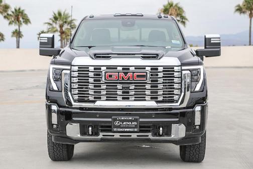 2024 GMC Sierra 2500 Denali