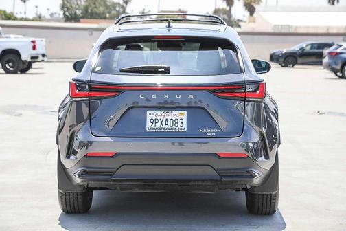 2025 Lexus NX 350h Premium