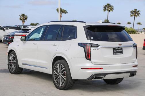 2023 Cadillac XT6 Sport AWD